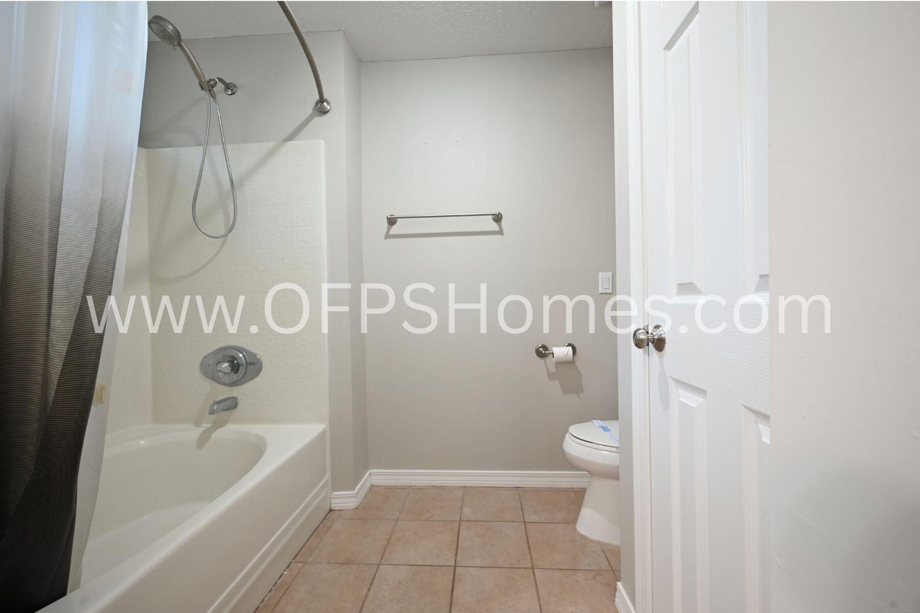 BROOKWOOD - Residential Lease