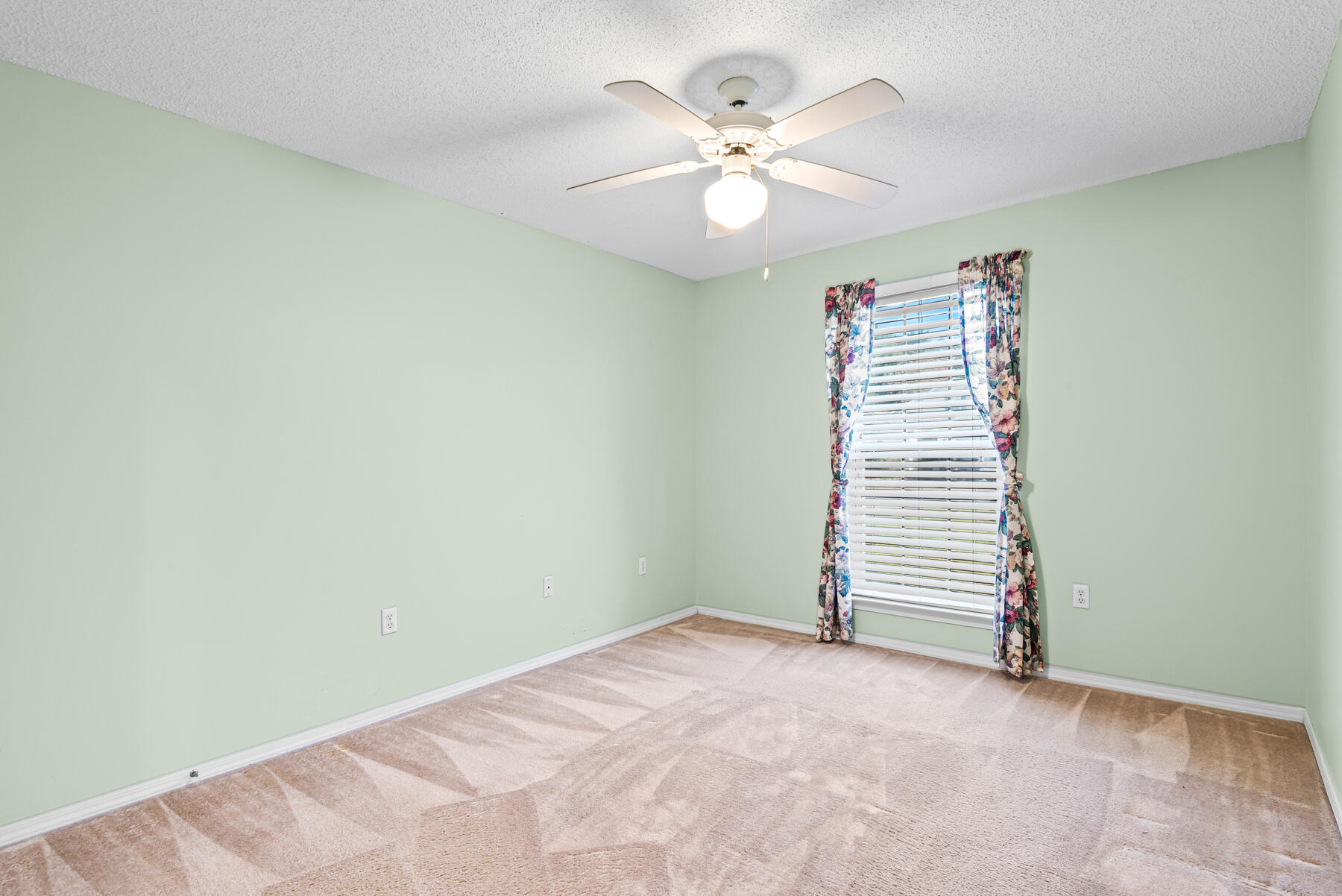 HUNTERS RUN S/D - Residential