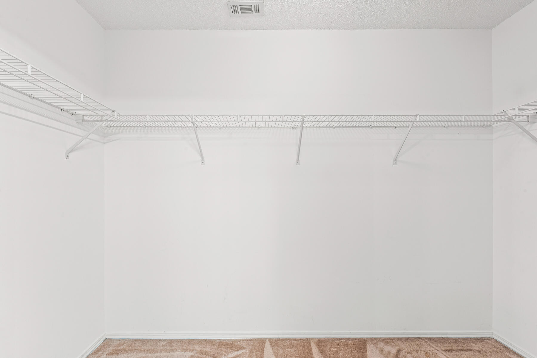 HUNTERS RUN S/D - Residential