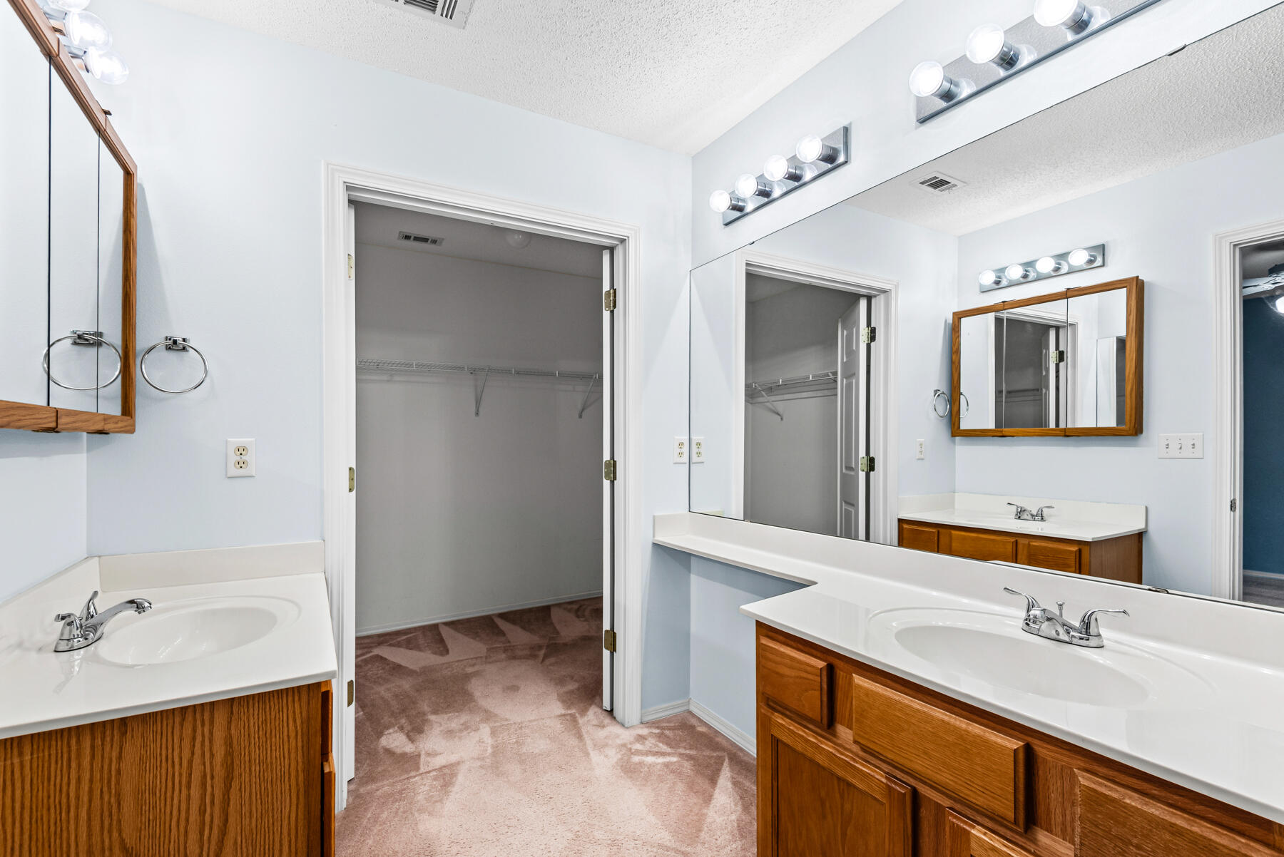 HUNTERS RUN S/D - Residential