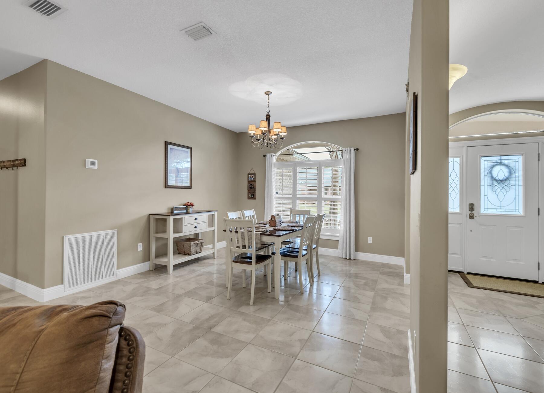 MAGNOLIA HARBOR - Residential