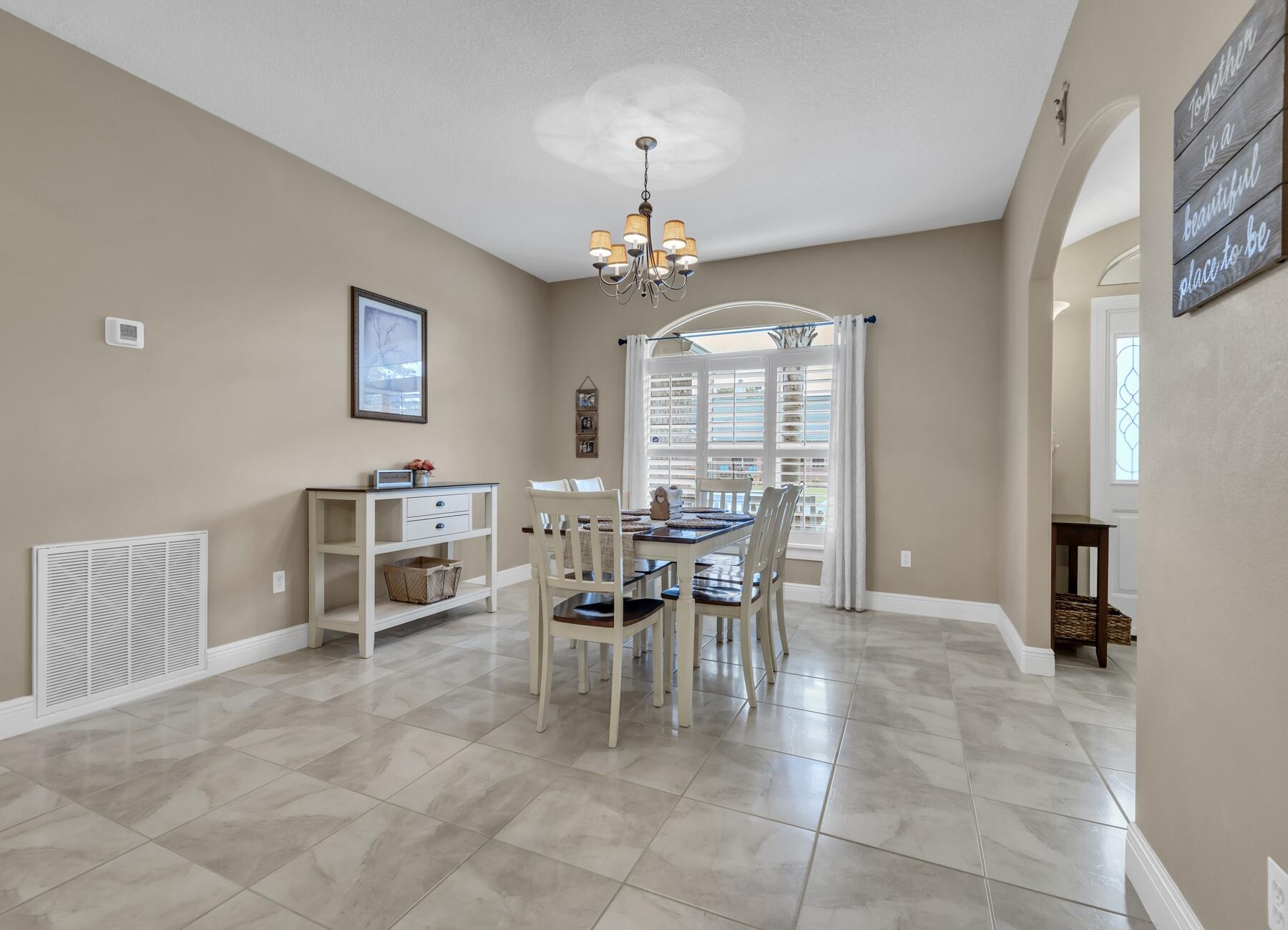 MAGNOLIA HARBOR - Residential