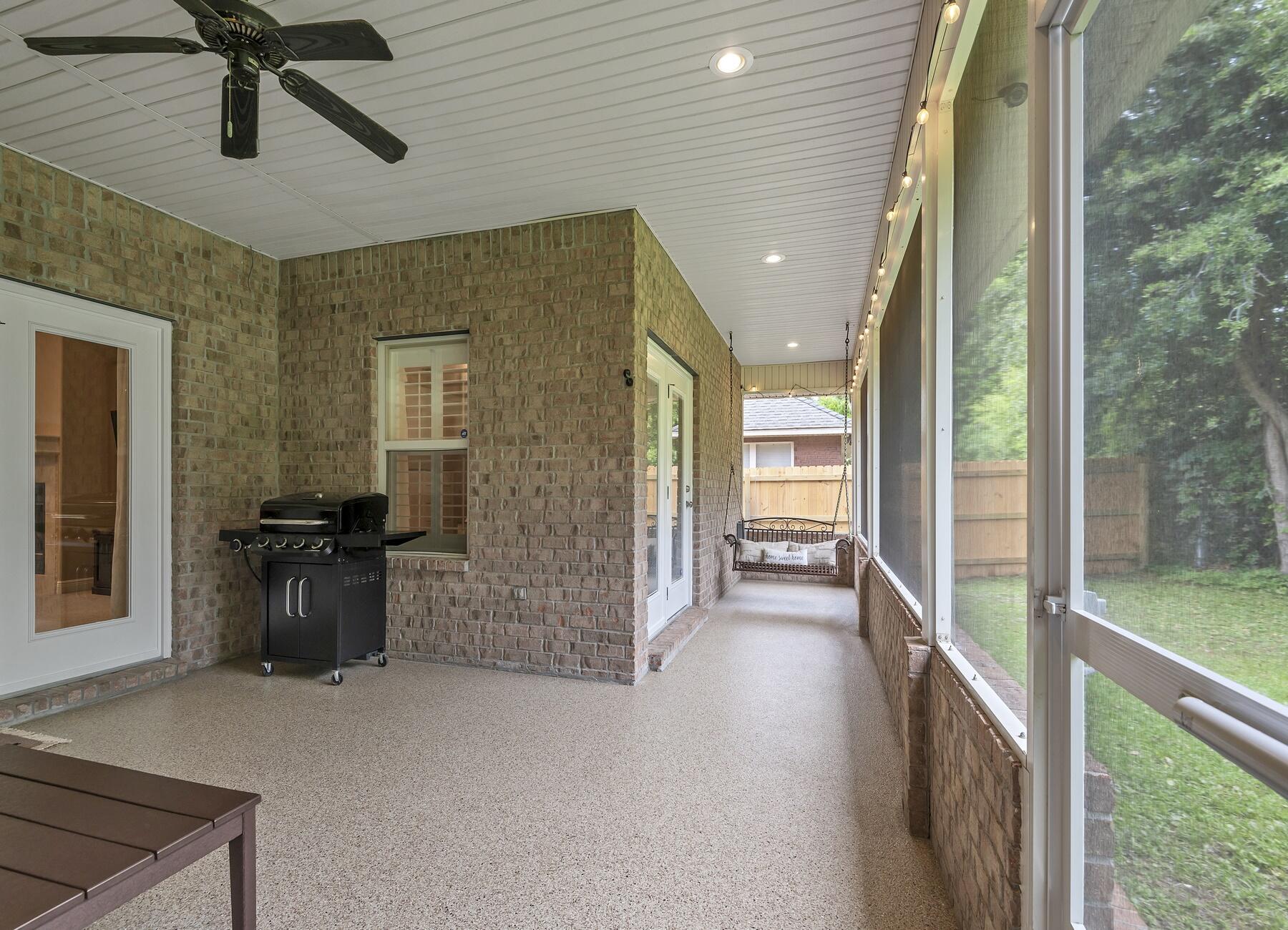 MAGNOLIA HARBOR - Residential