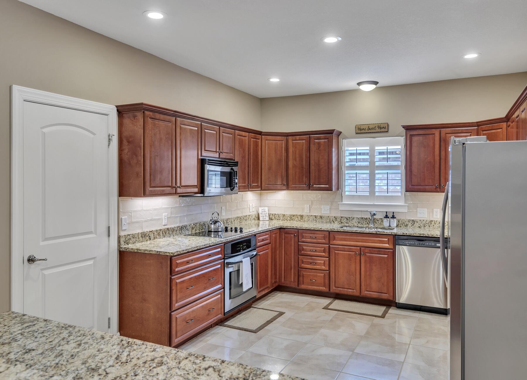 MAGNOLIA HARBOR - Residential