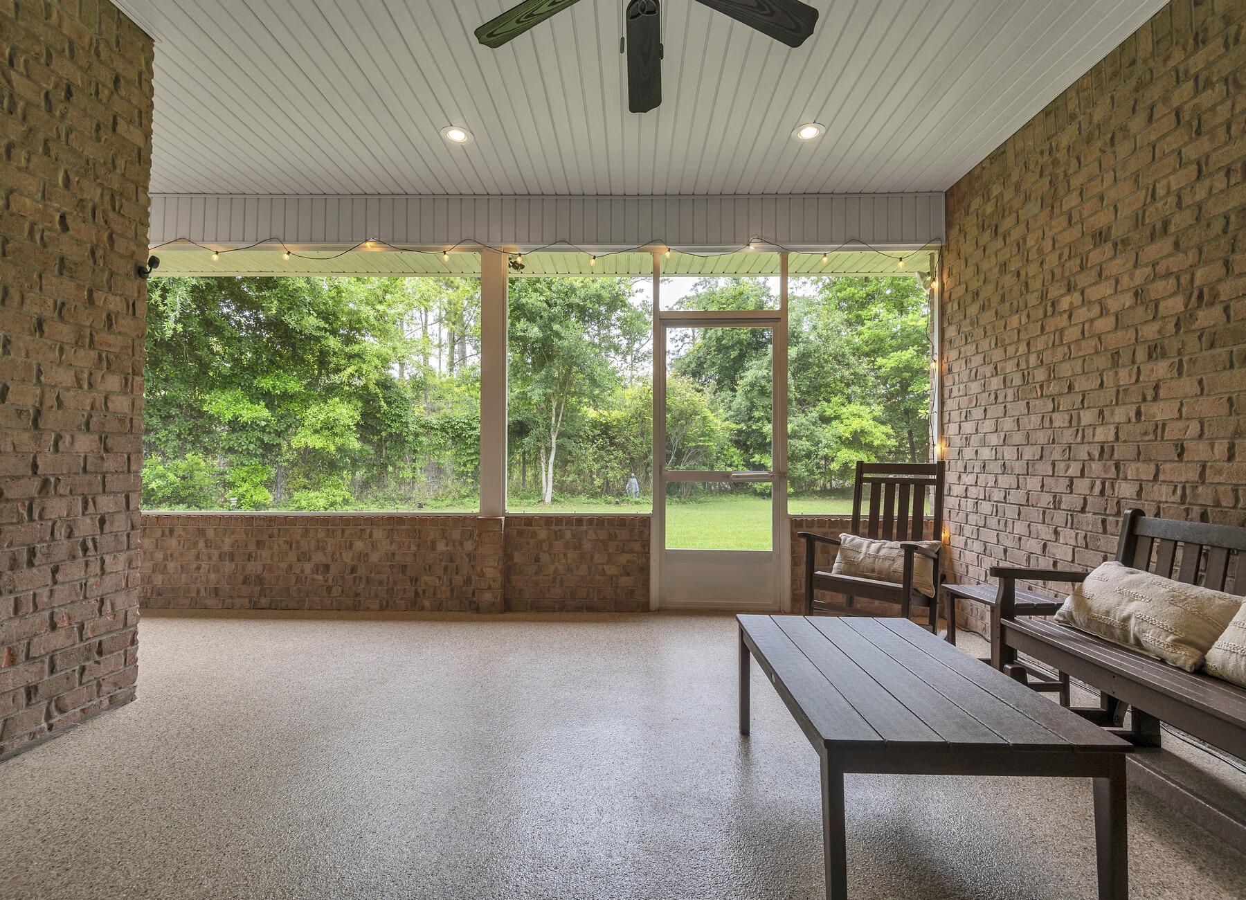 MAGNOLIA HARBOR - Residential