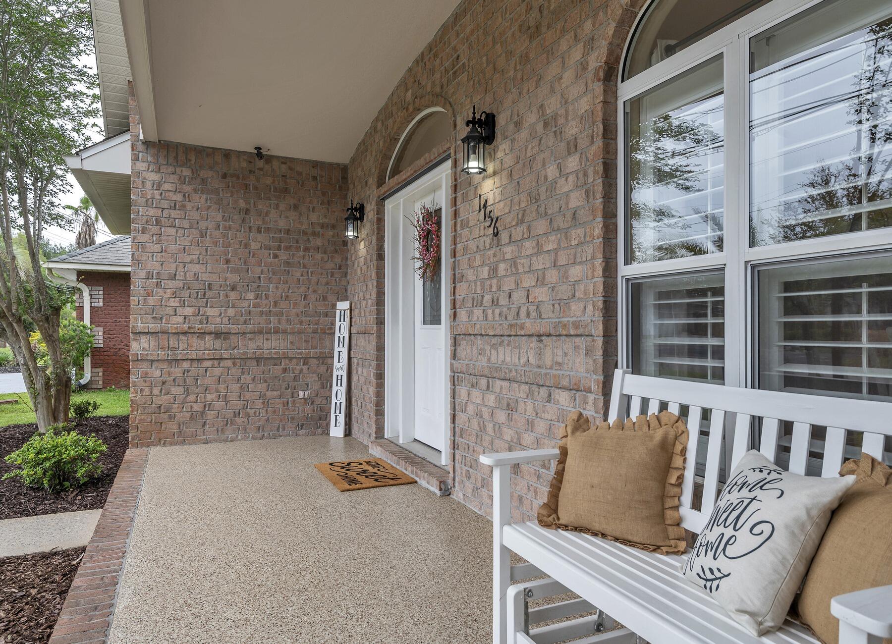 MAGNOLIA HARBOR - Residential