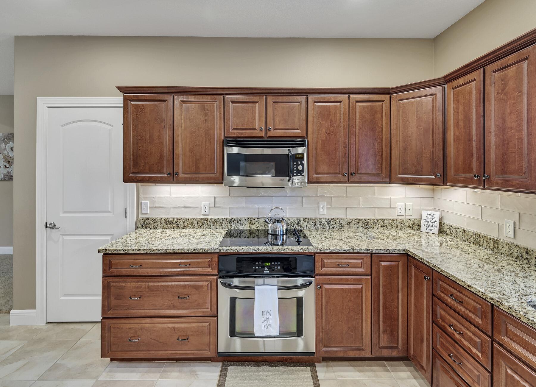 MAGNOLIA HARBOR - Residential