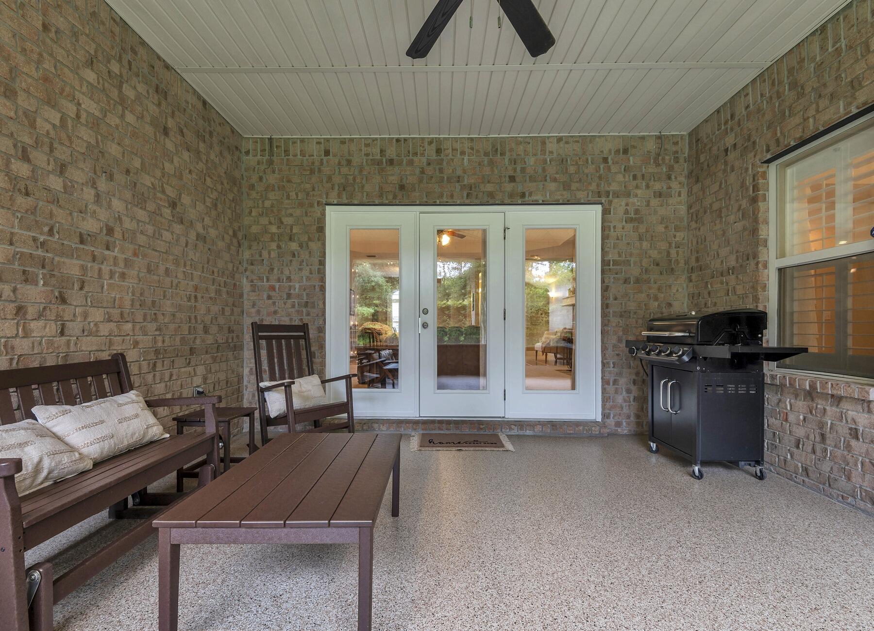 MAGNOLIA HARBOR - Residential