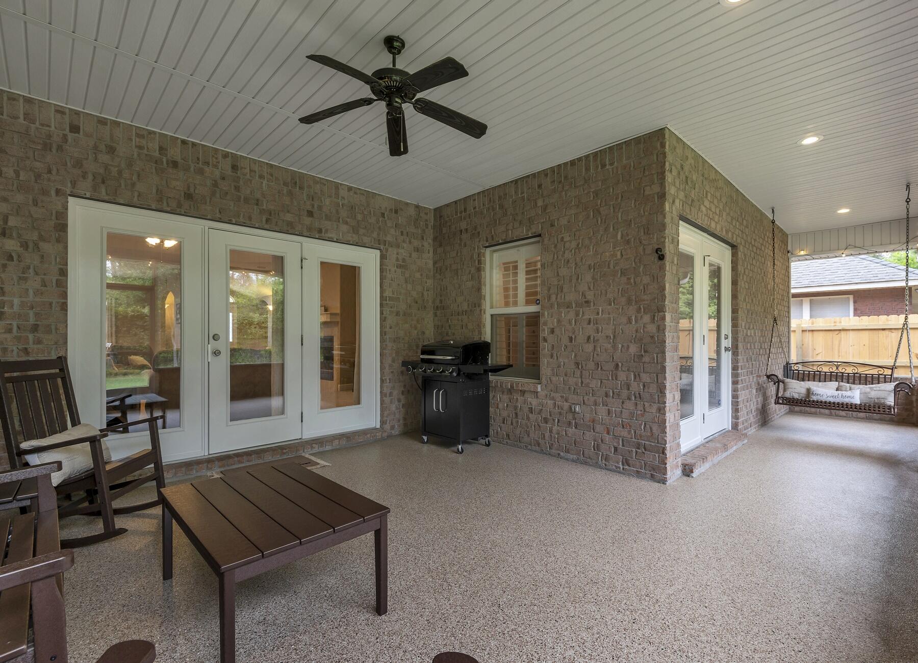 MAGNOLIA HARBOR - Residential