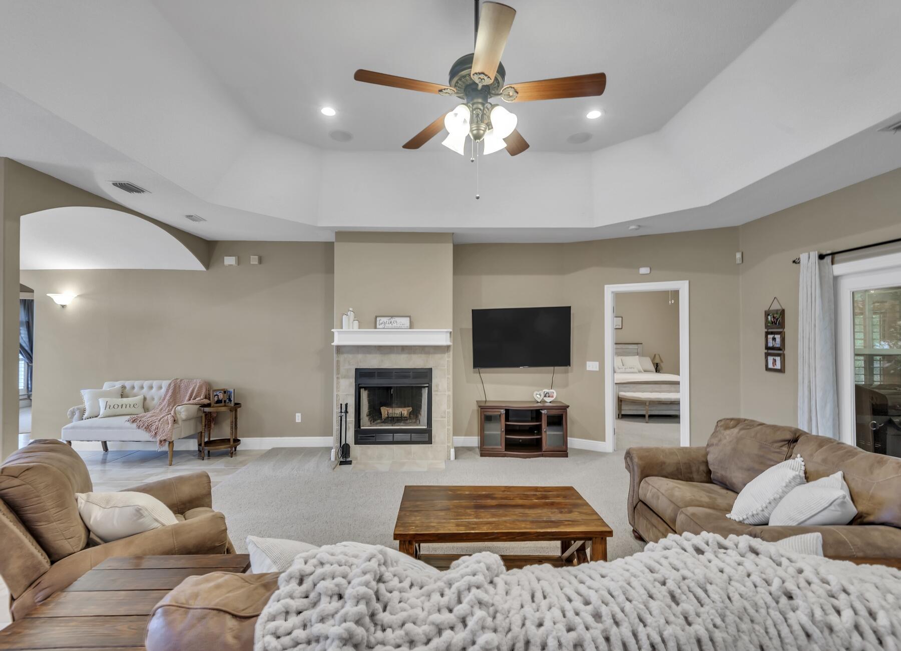 MAGNOLIA HARBOR - Residential