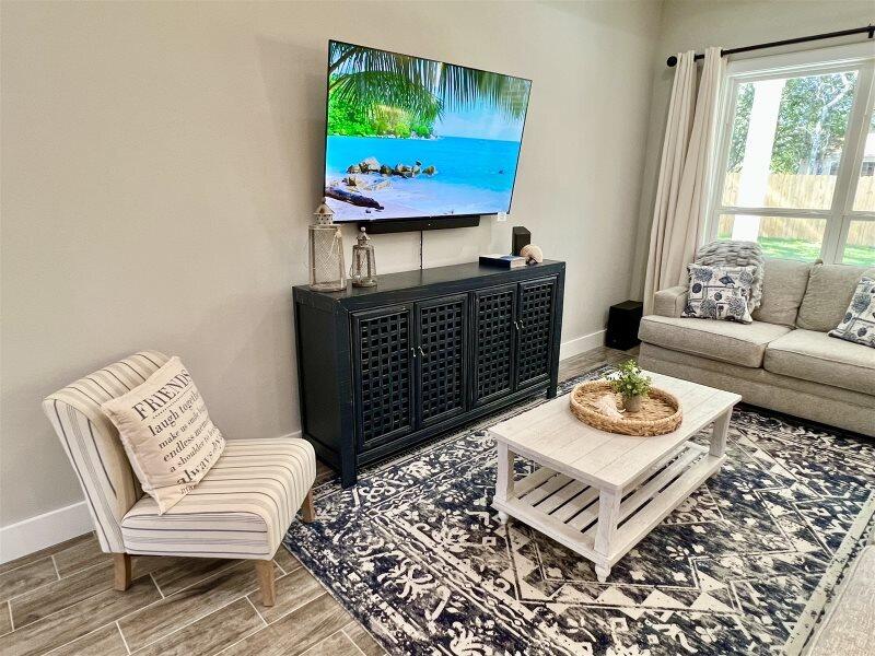 PARK PLACE ADD LOT 13 BLK G - Residential