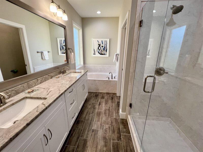 PARK PLACE ADD LOT 13 BLK G - Residential