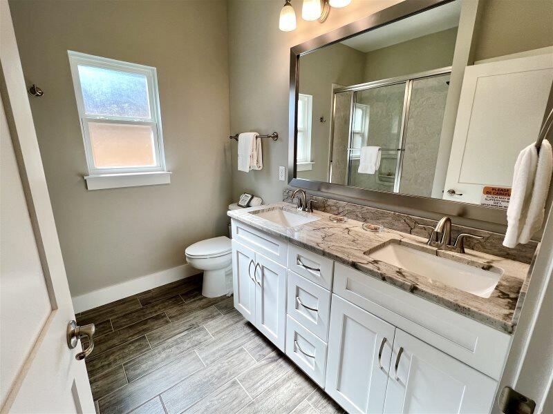PARK PLACE ADD LOT 13 BLK G - Residential