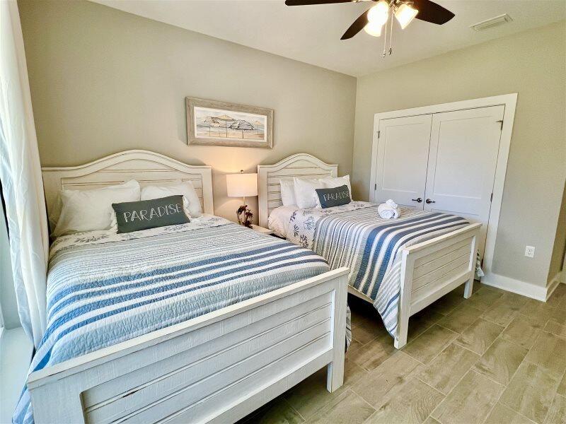 PARK PLACE ADD LOT 13 BLK G - Residential