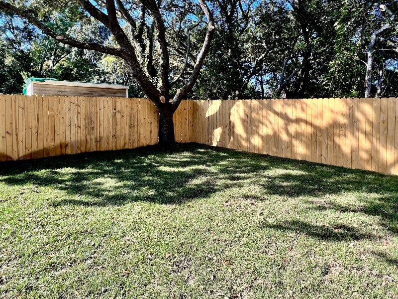 PARK PLACE ADD LOT 13 BLK G - Residential