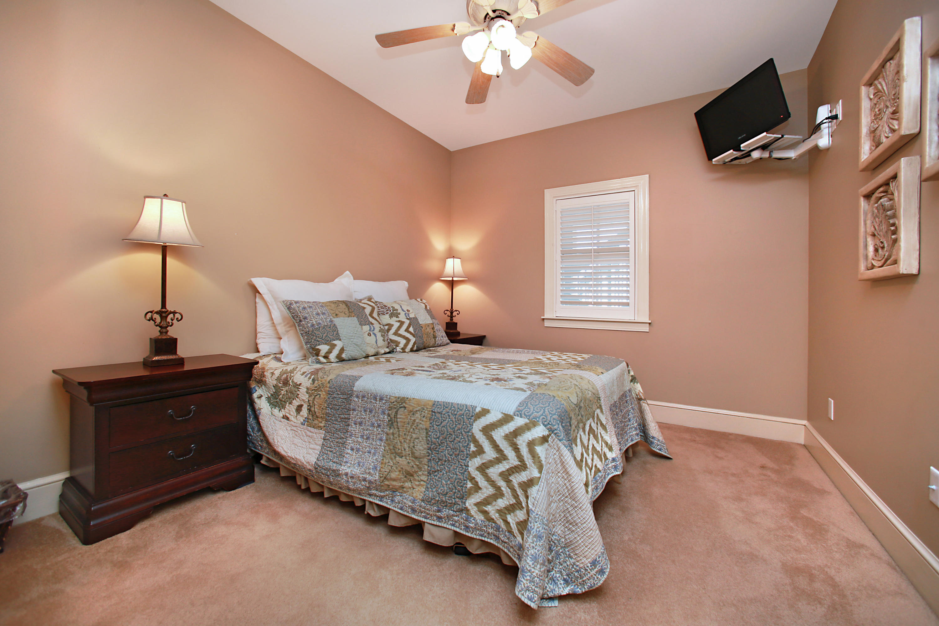 INN AT CRYSTAL BEACH (SUMMERCHASE CONDO) - Residential