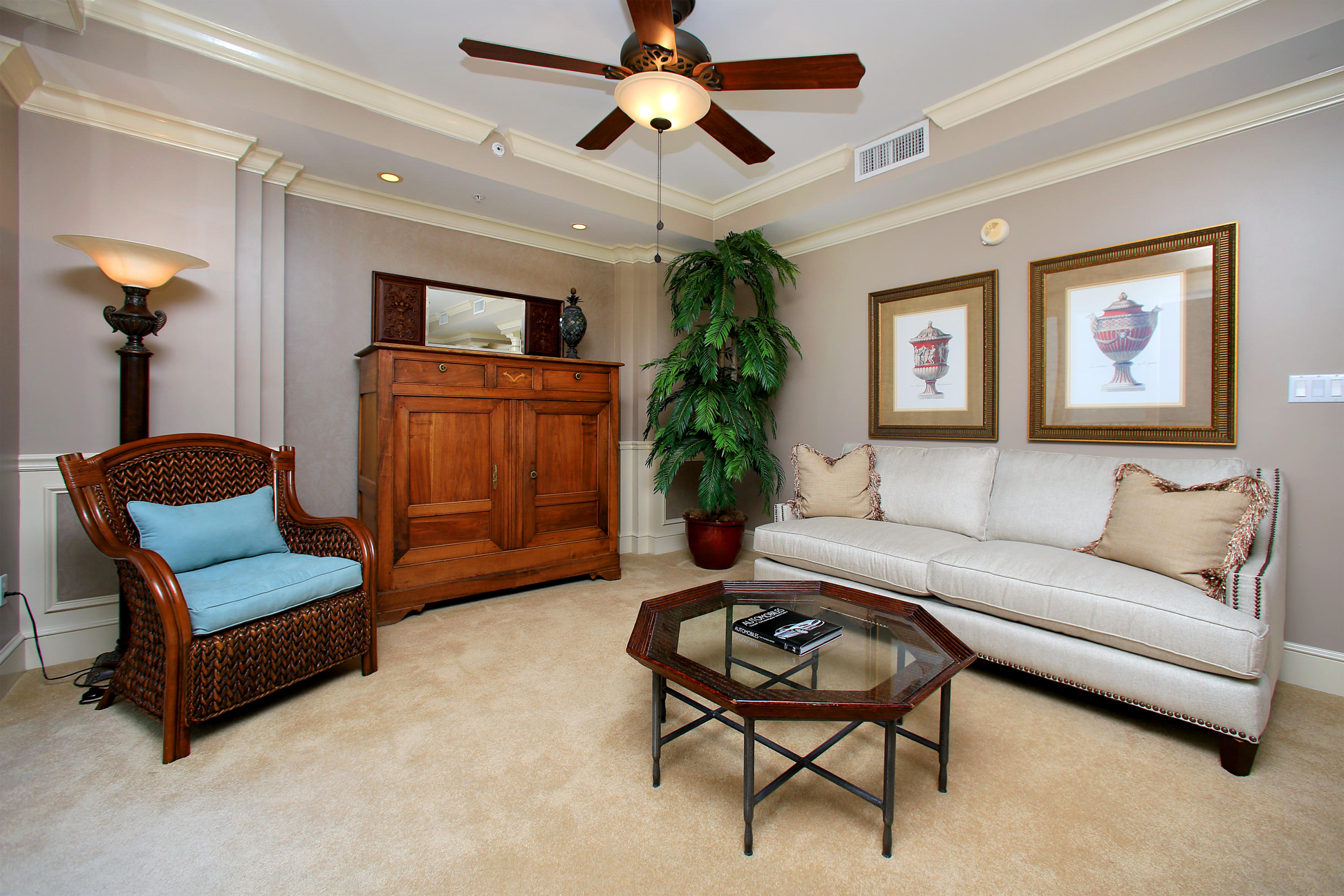 INN AT CRYSTAL BEACH (SUMMERCHASE CONDO) - Residential