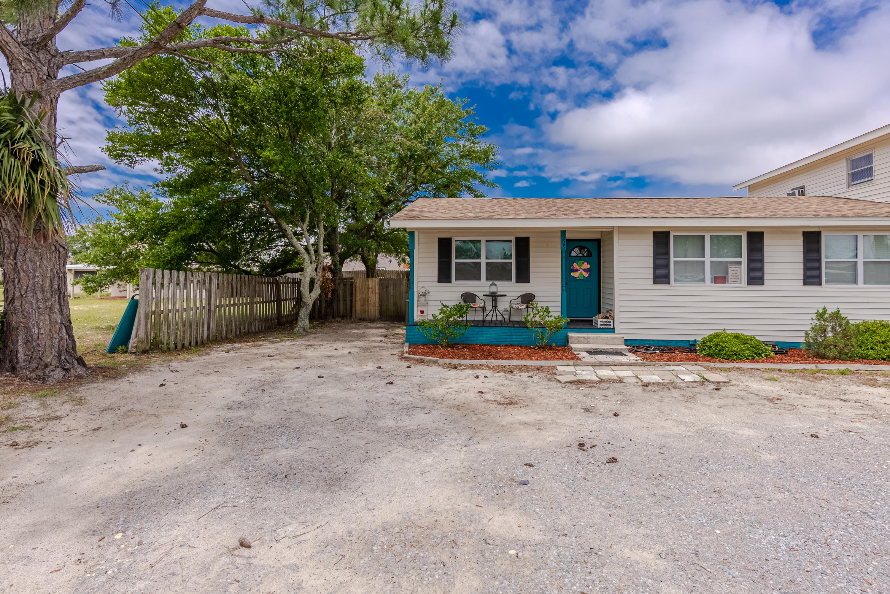 TREASURE ISLAND - Residential