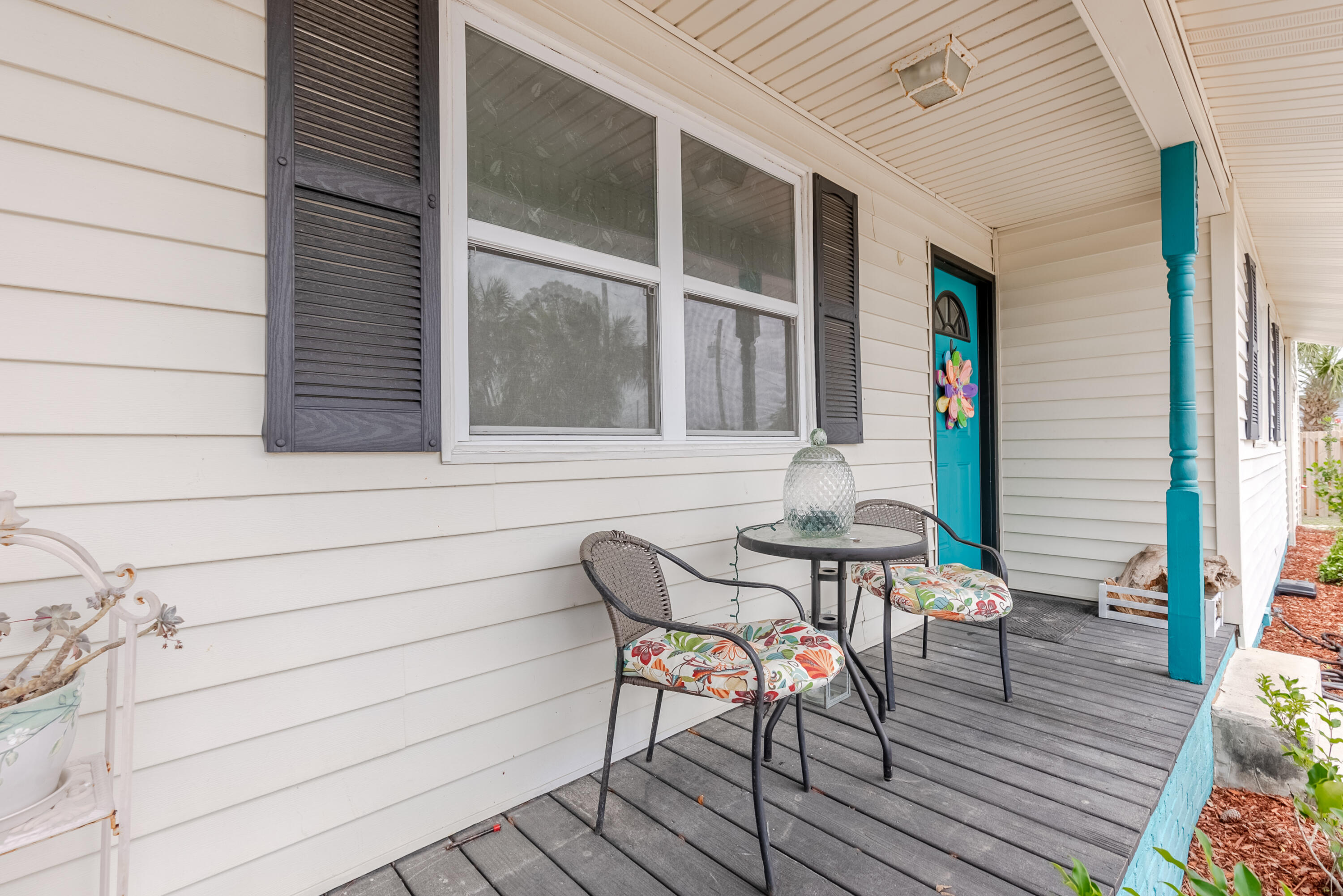 TREASURE ISLAND - Residential