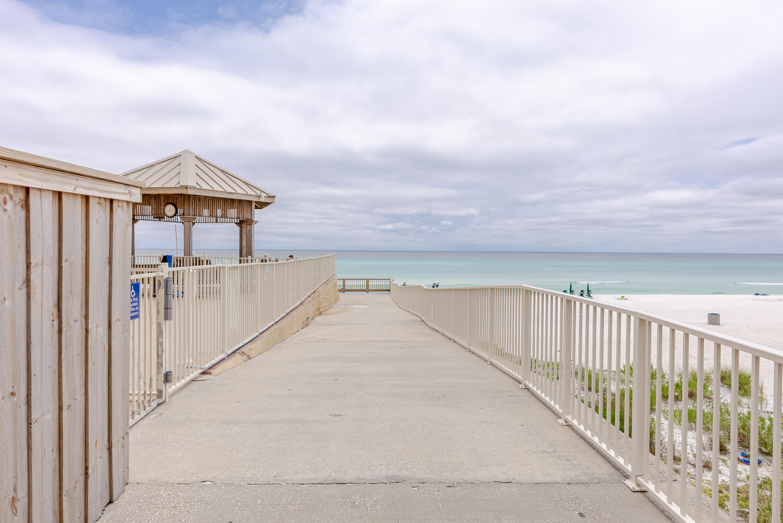 TREASURE ISLAND - Residential