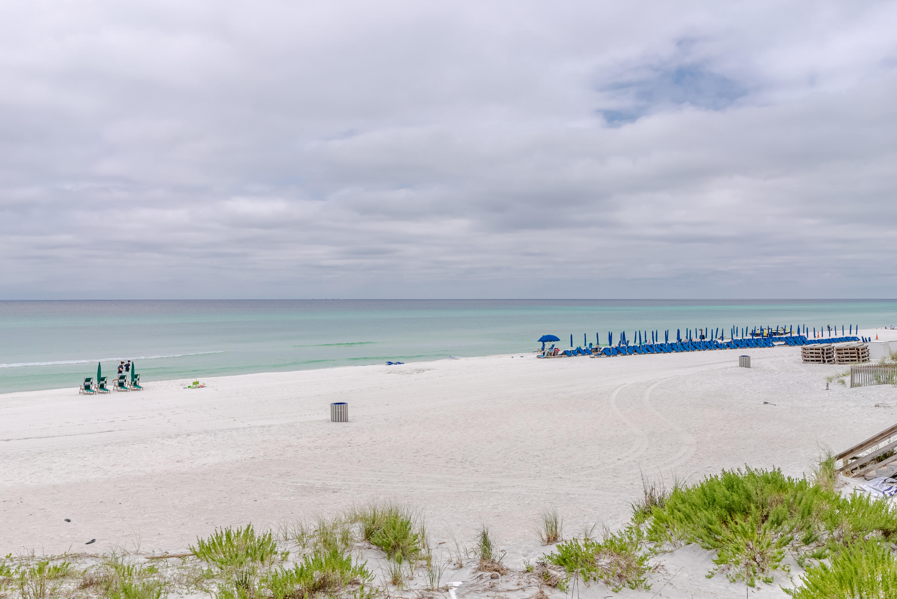 TREASURE ISLAND - Residential