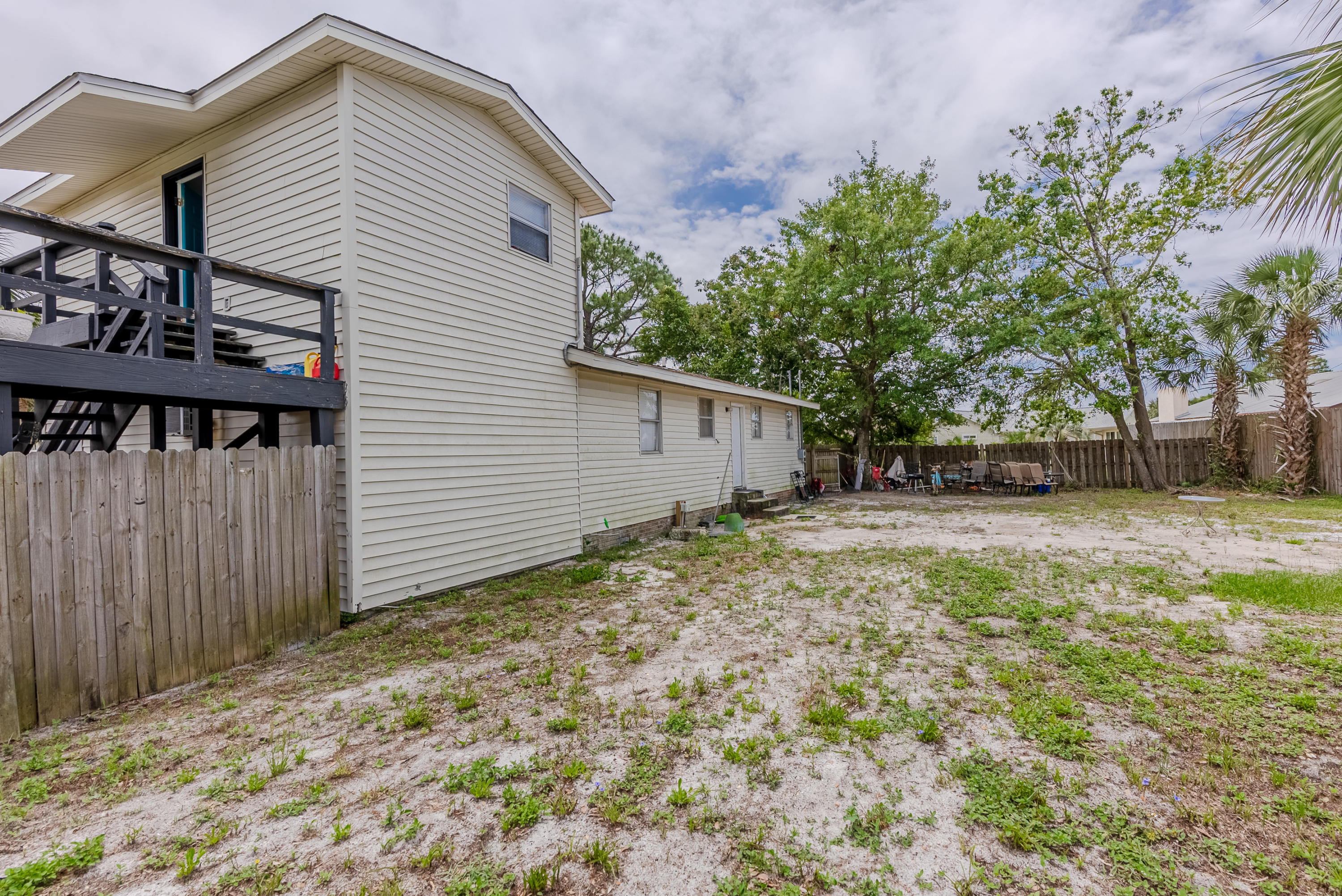 TREASURE ISLAND - Residential