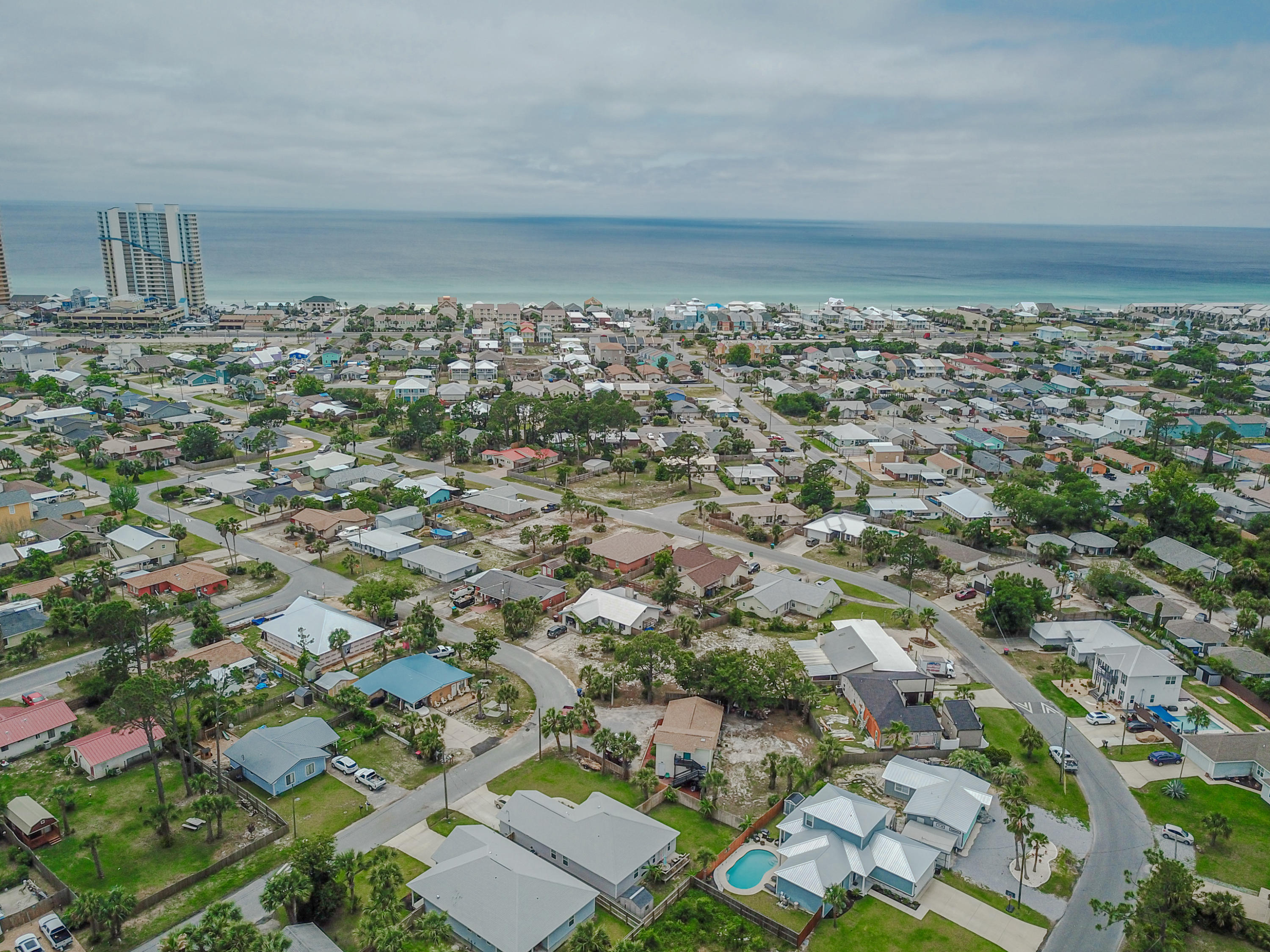 TREASURE ISLAND - Residential