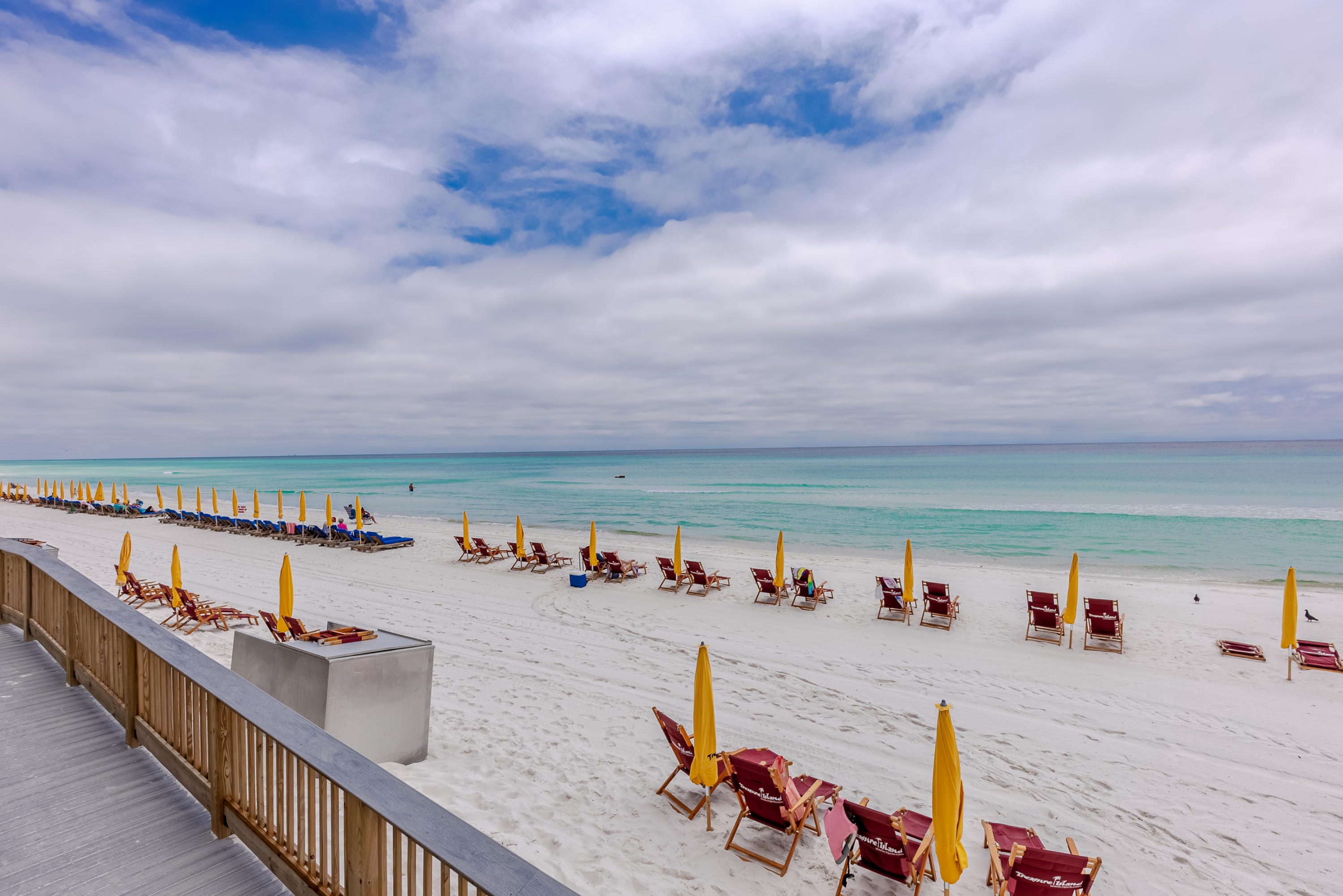 TREASURE ISLAND - Residential