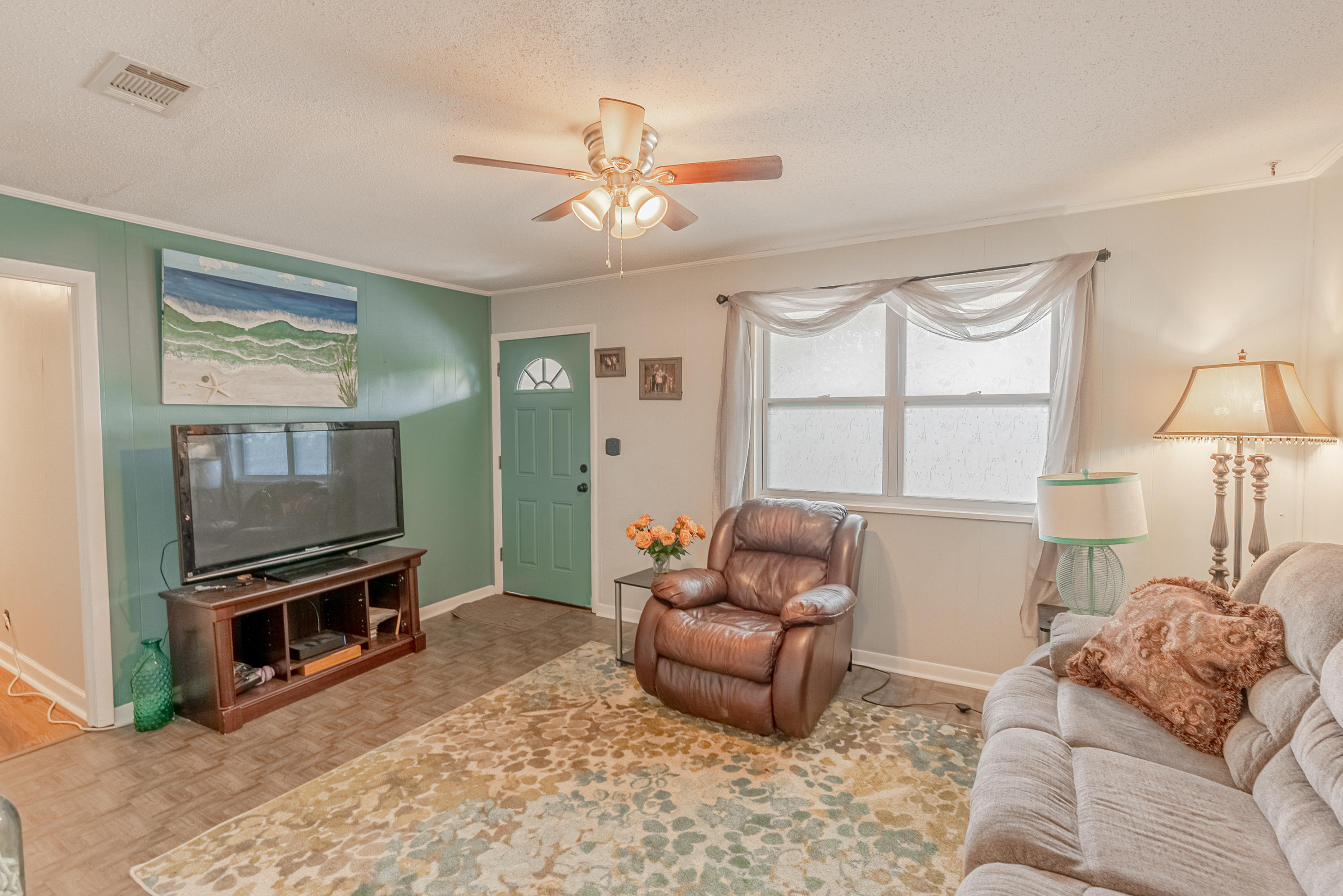 TREASURE ISLAND - Residential