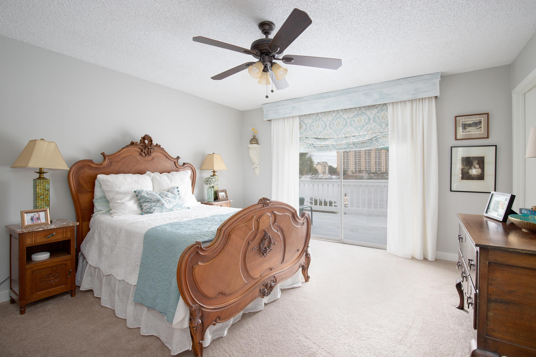 HOLIDAY ISLE - Residential
