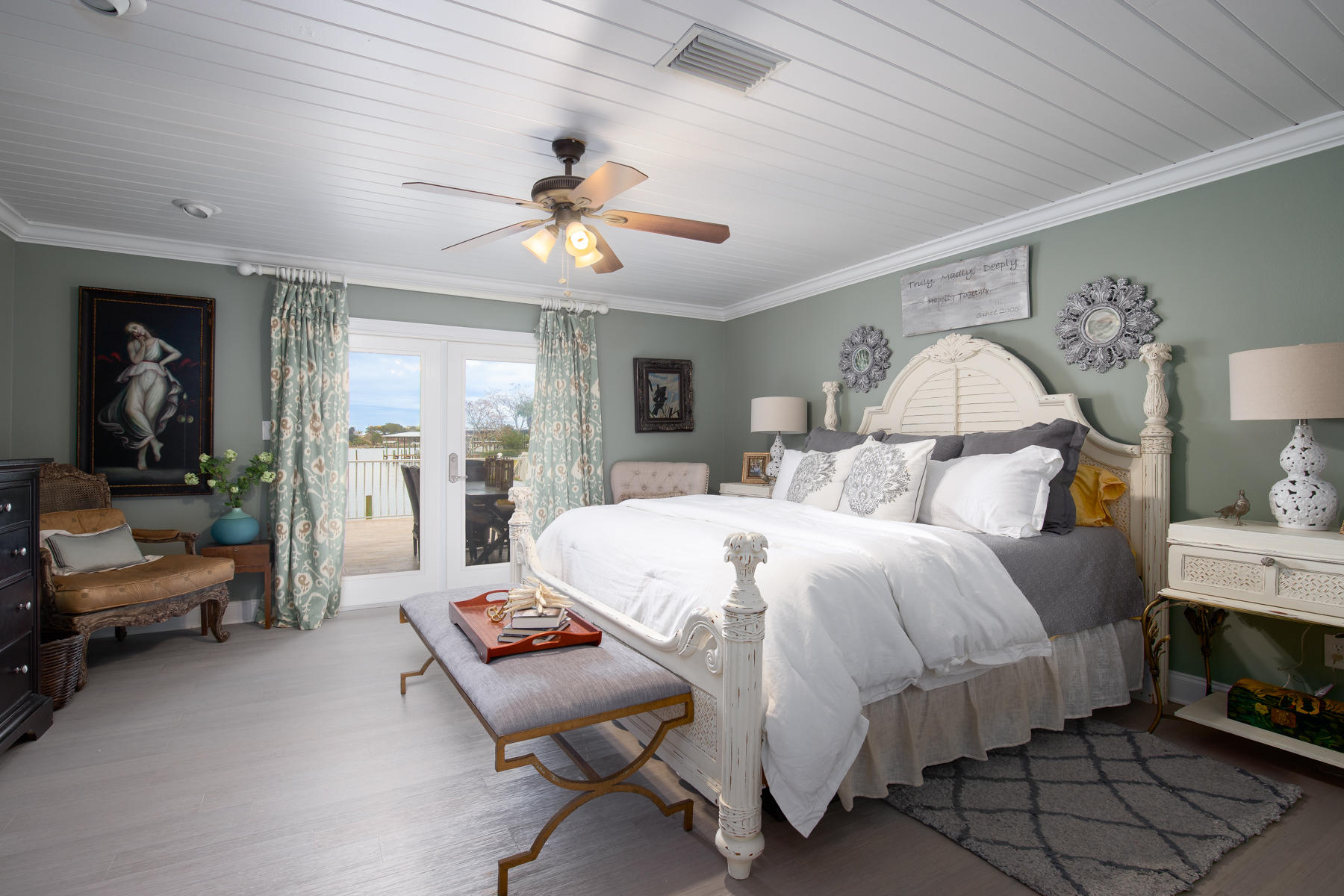 HOLIDAY ISLE - Residential