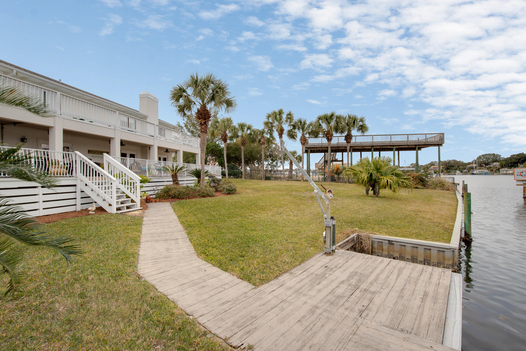 HOLIDAY ISLE - Residential