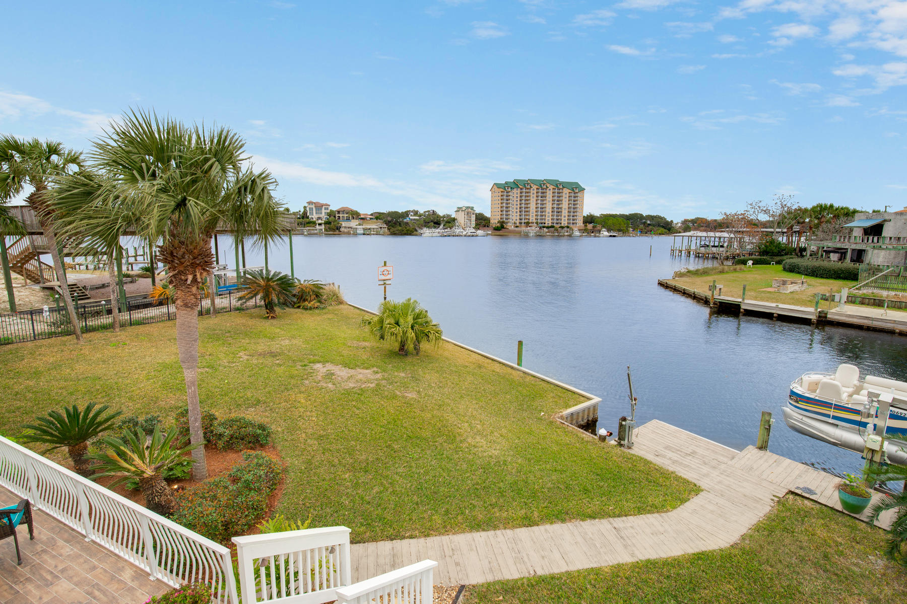 HOLIDAY ISLE - Residential