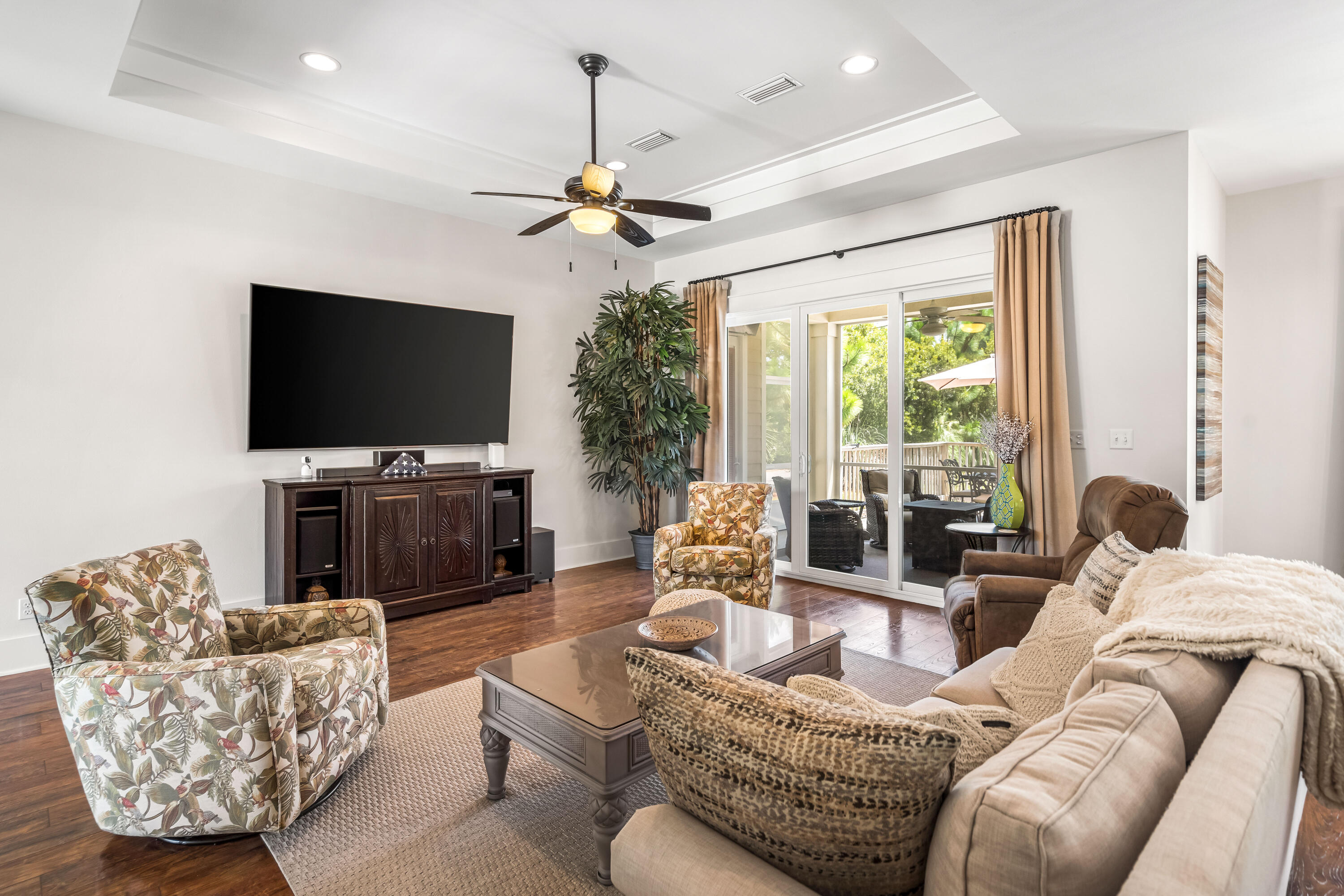 Walton Way - Residential