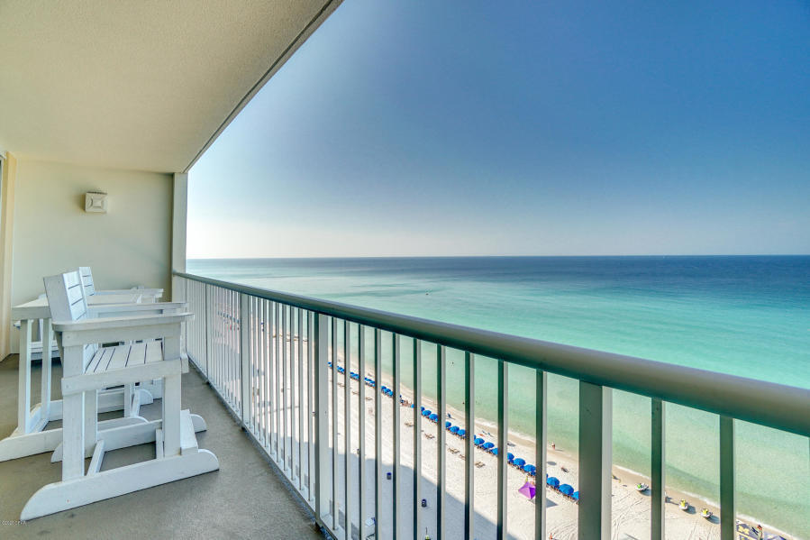 MAJESTIC BEACH TOWERS II - Residential