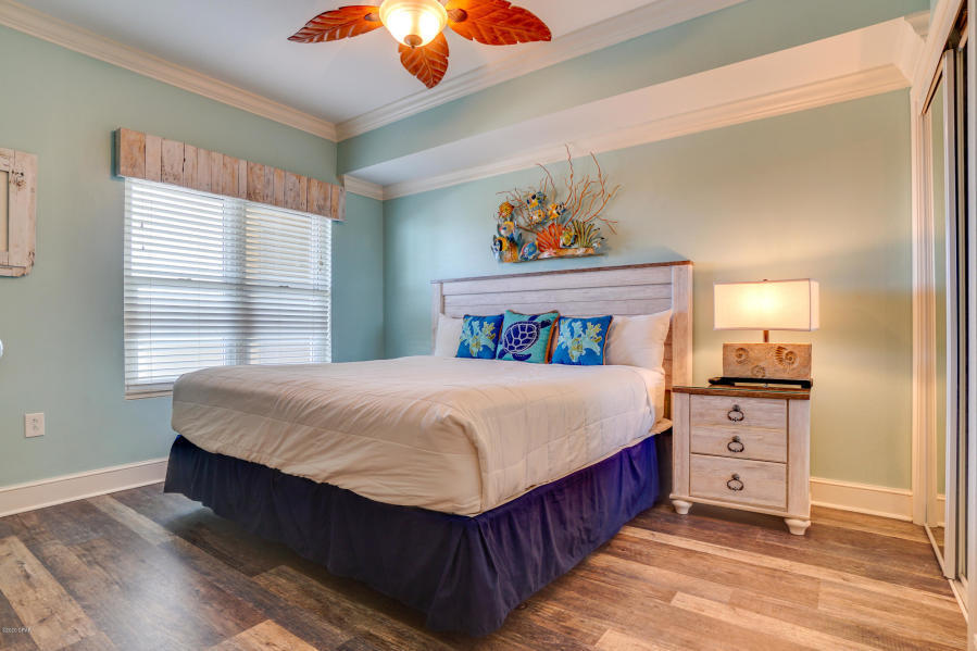 MAJESTIC BEACH TOWERS II - Residential