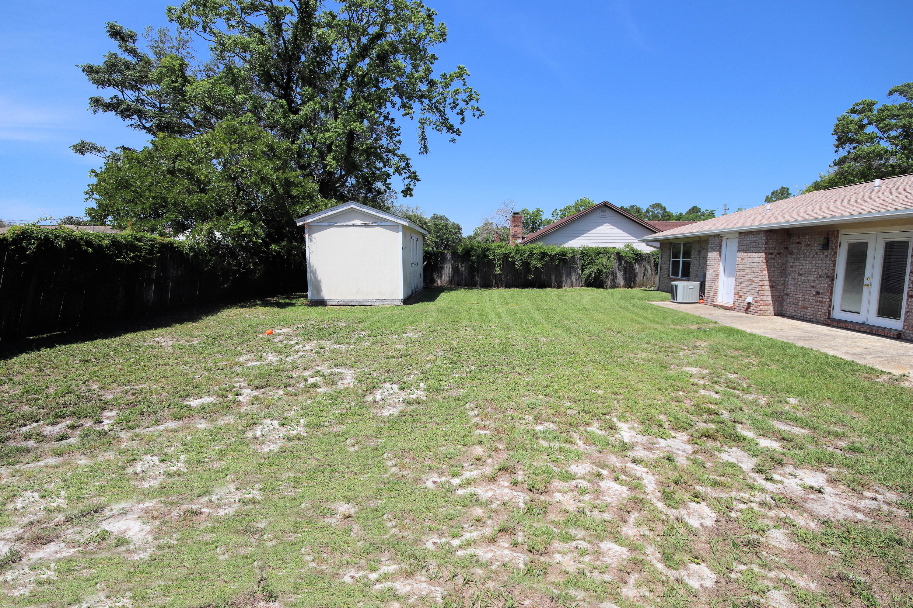CHATEAU PRES DE LA MER - Residential