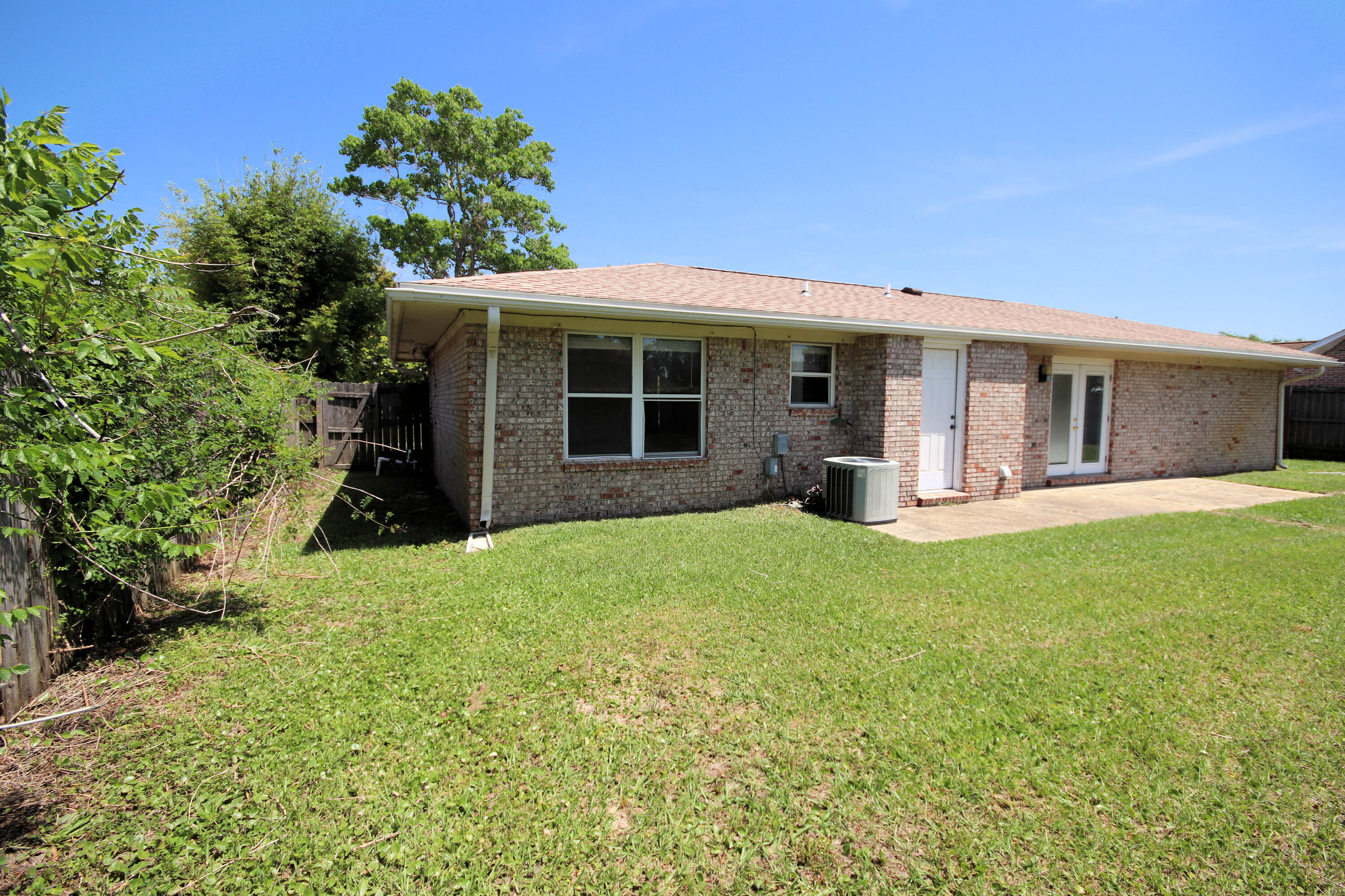 CHATEAU PRES DE LA MER - Residential