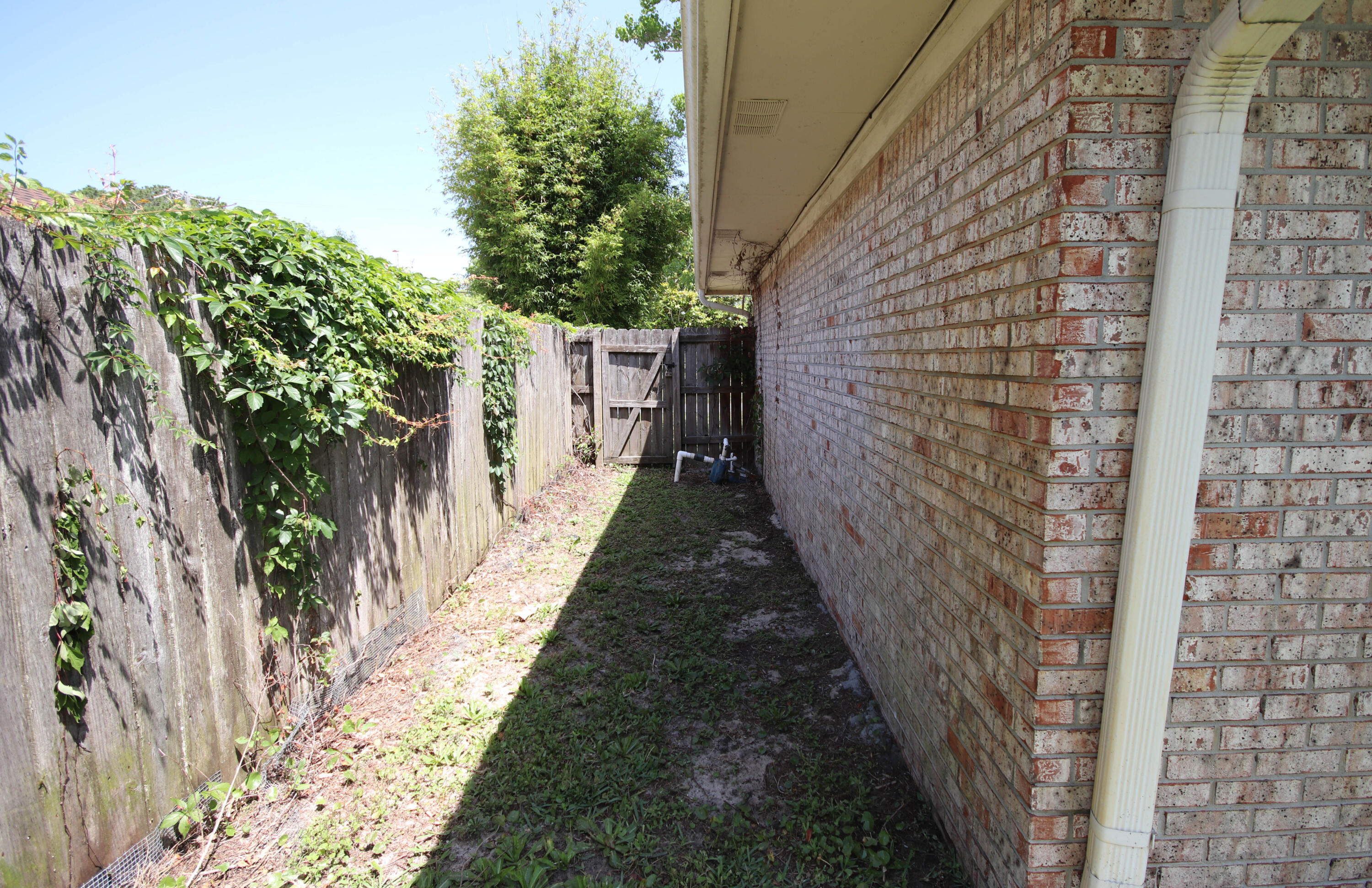 CHATEAU PRES DE LA MER - Residential