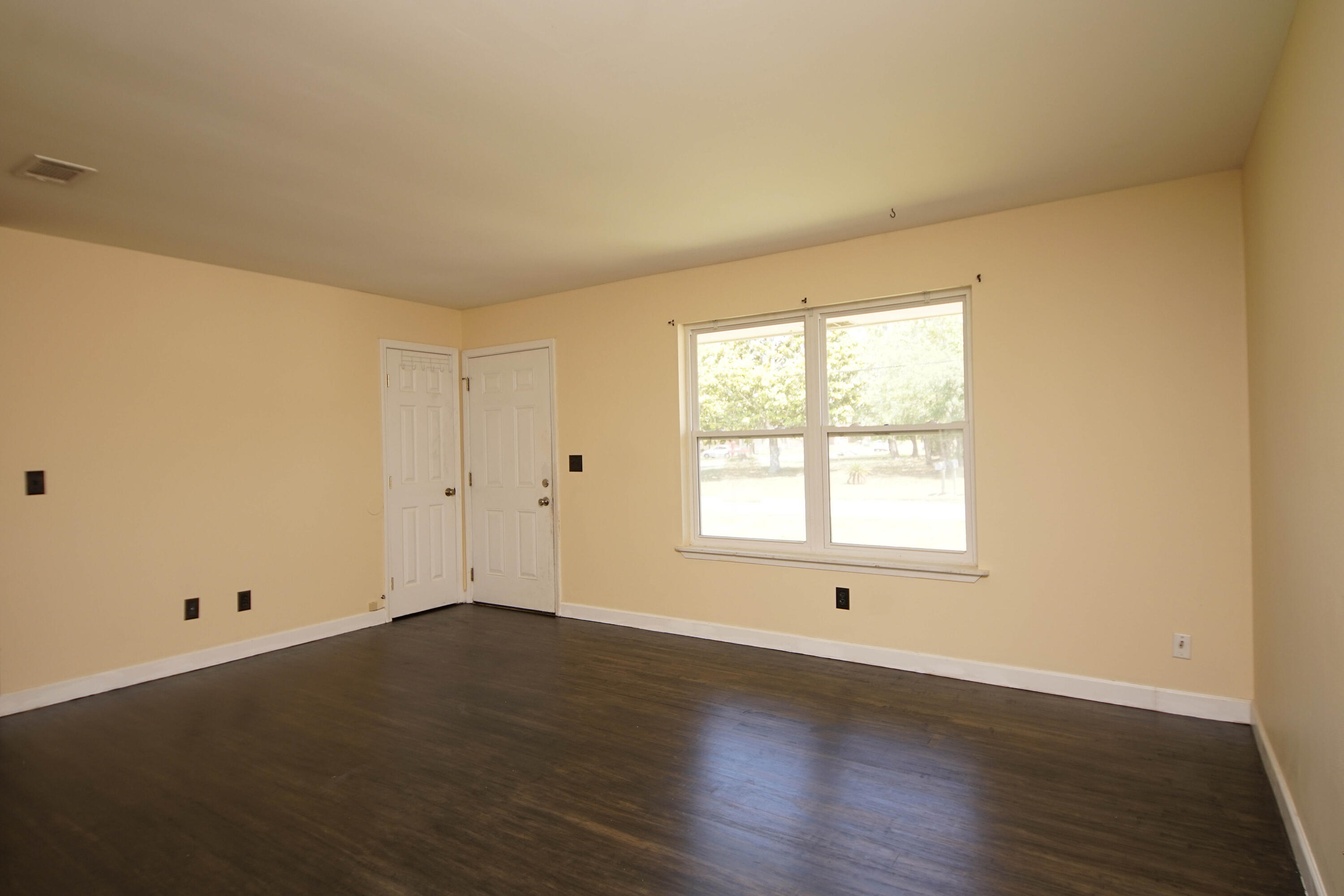 CHATEAU PRES DE LA MER - Residential