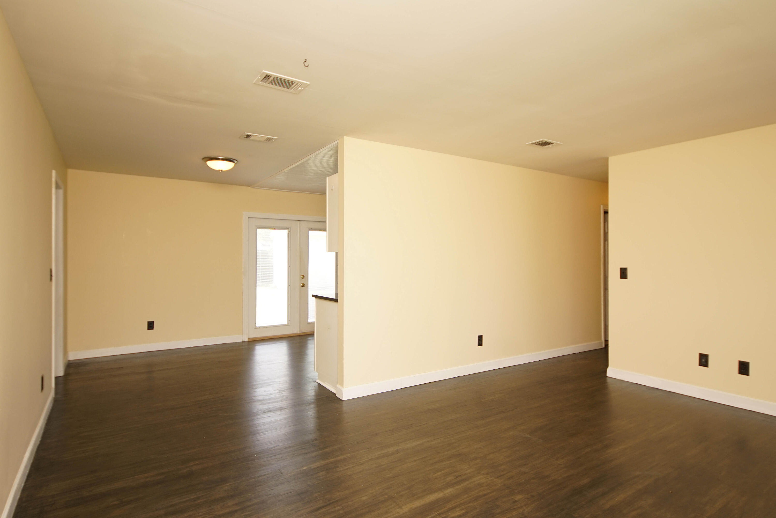 CHATEAU PRES DE LA MER - Residential