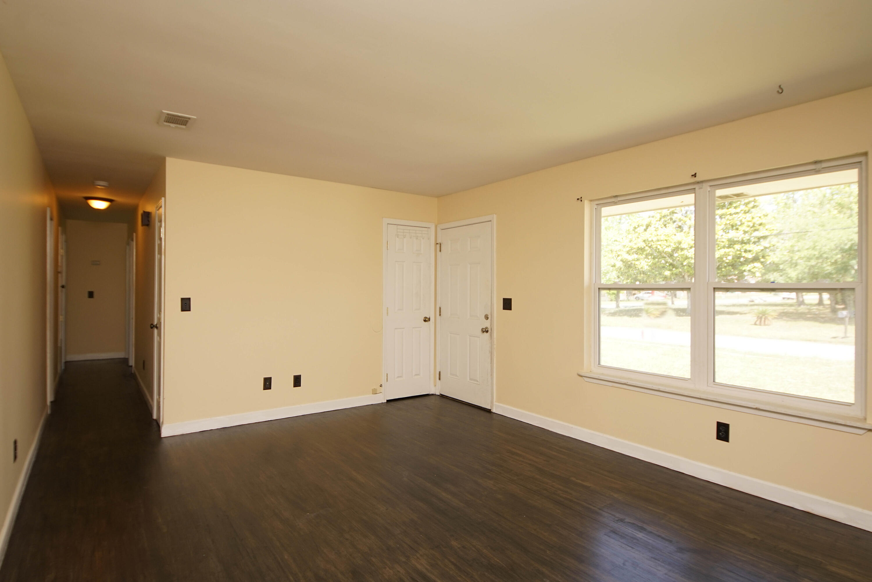 CHATEAU PRES DE LA MER - Residential