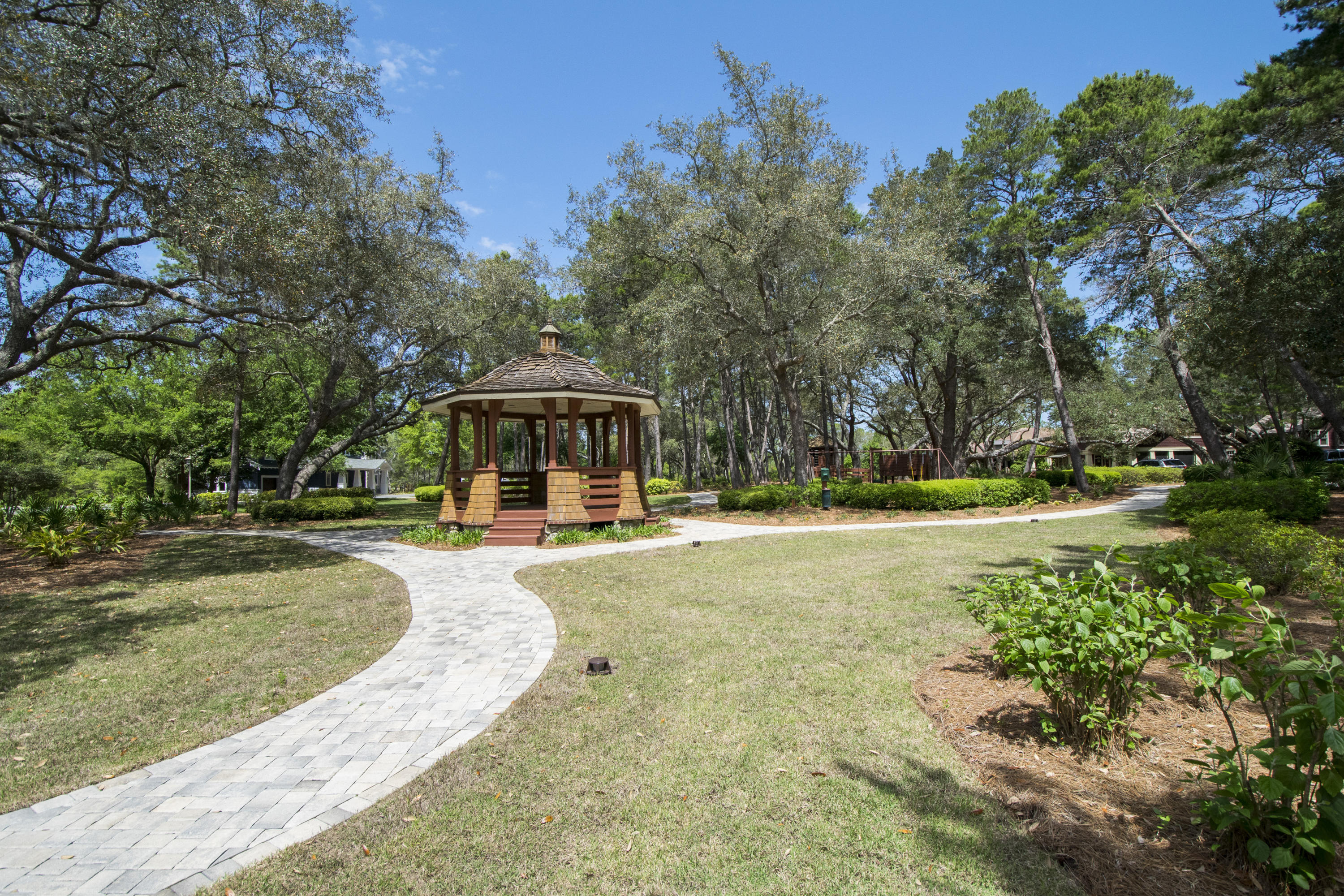 Wild Heron - Residential
