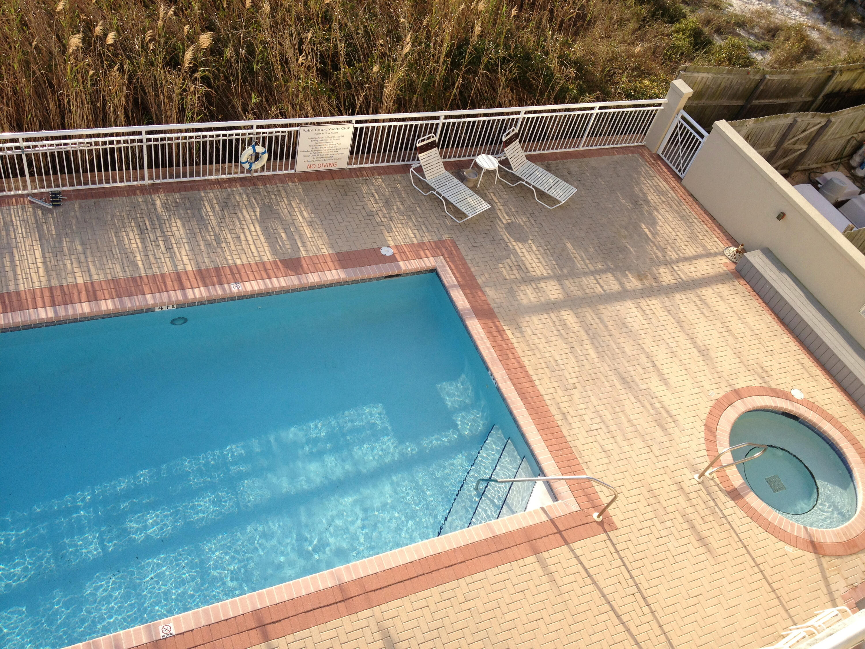 PALM COURT YACHT CLUB - Residential