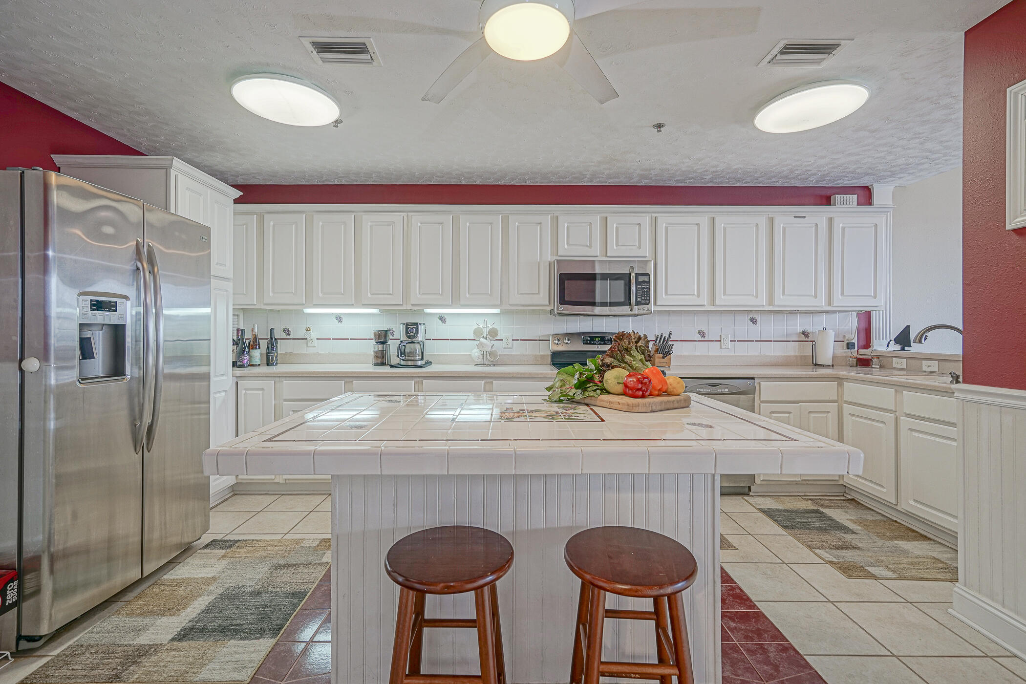 PALM COURT YACHT CLUB - Residential