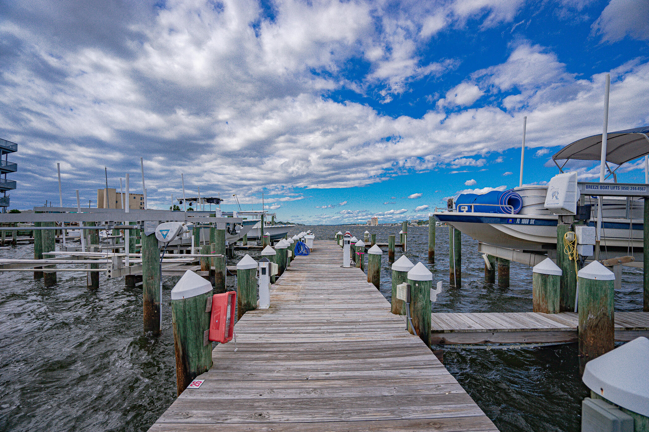 PALM COURT YACHT CLUB - Residential