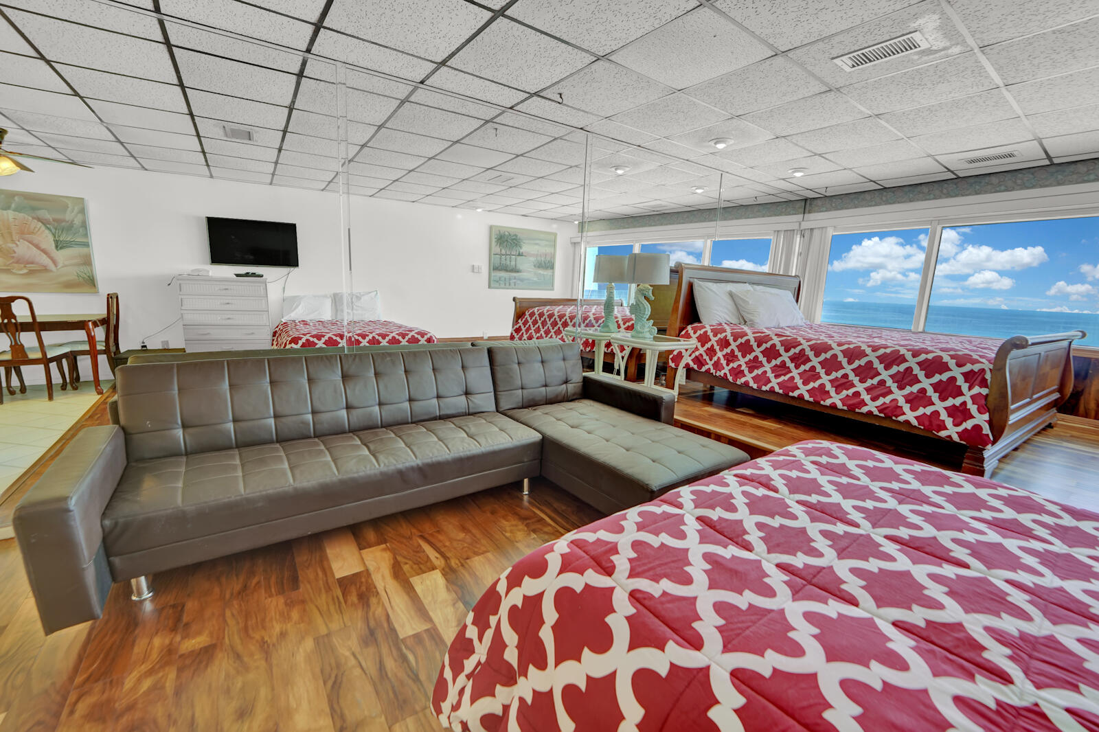 CONTINENTAL CONDO - Residential