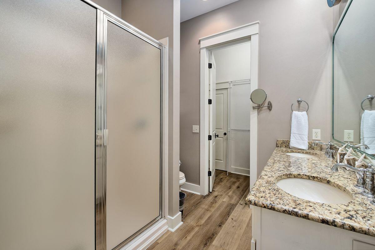 BUNGALOS AT SANDESTIN - Residential