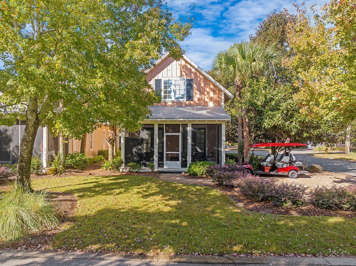 BUNGALOS AT SANDESTIN - Residential