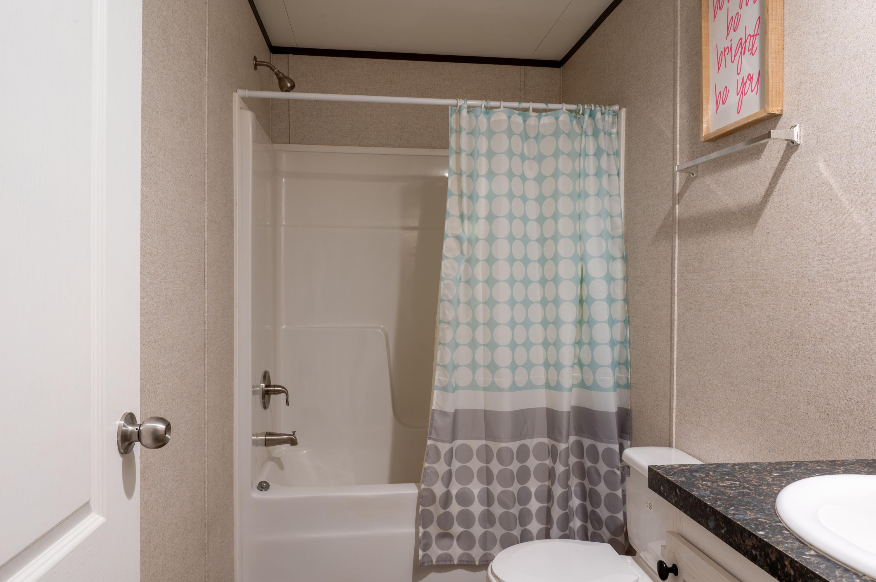 KING LAKE ESTATES - Residential